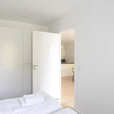 Modern Spacious 2-br By Harbour - 91 아파트 *